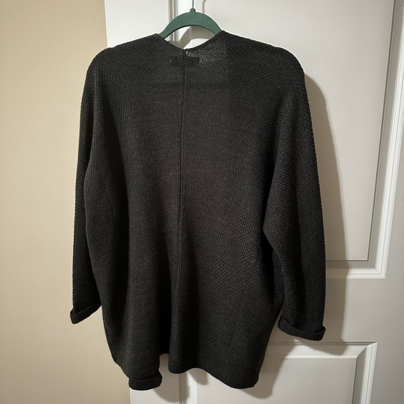 Carly Jean Los Angeles cardigan sweater in Gray. M/L - Picture 6 of 7